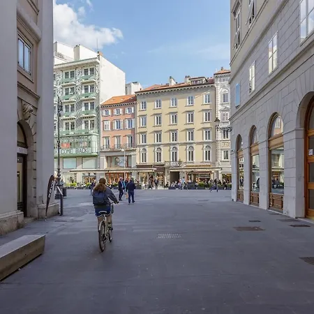 Centro I Piazza Unita Apartment